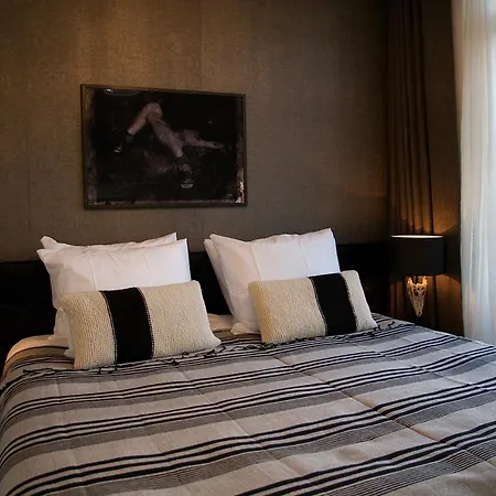 Gasthuis The Lux At Leidse Square *