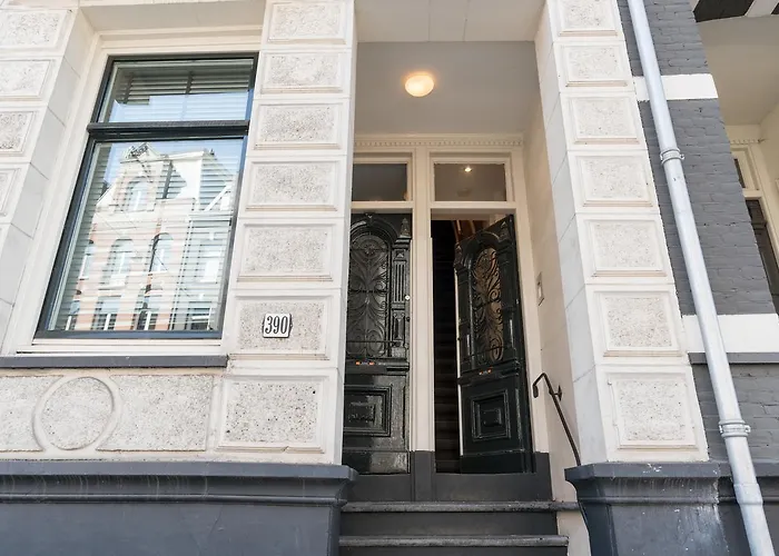 Гостевой дом The Lux At Leidse Square *