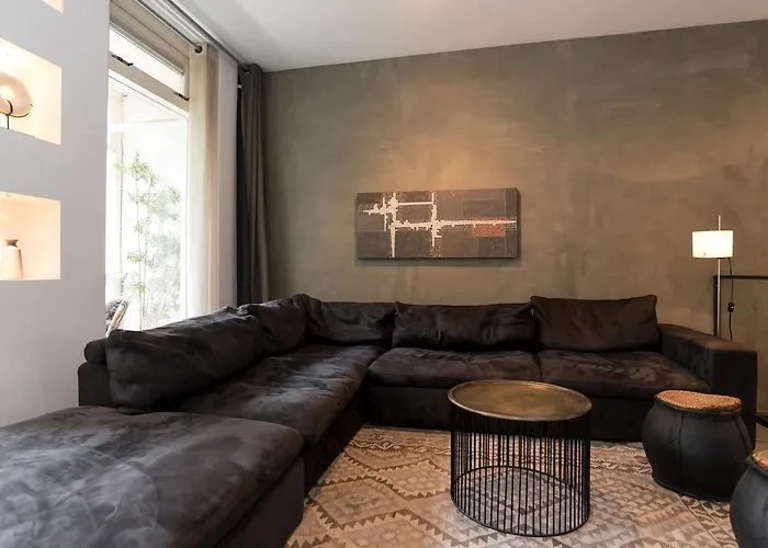 The Lux At Leidse Square Гостевой дом Амстердам