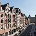 The Lux At Leidse Square